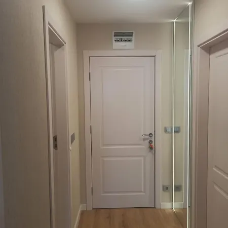 Tranquilo Escapes * Slantchev Briag