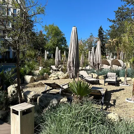 Tranquilo Escapes Slantchev Briag